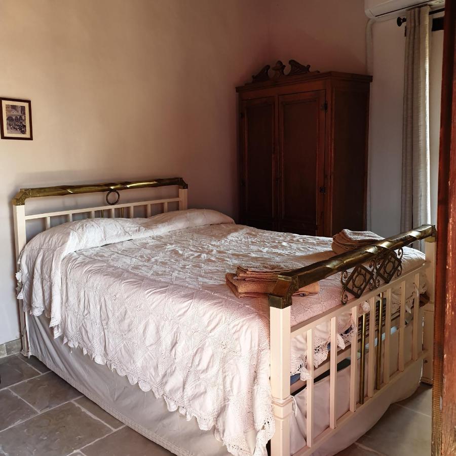 Vasilopoulos House Tochni Exterior photo