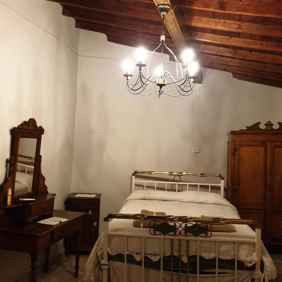 Vasilopoulos House Tochni Exterior photo