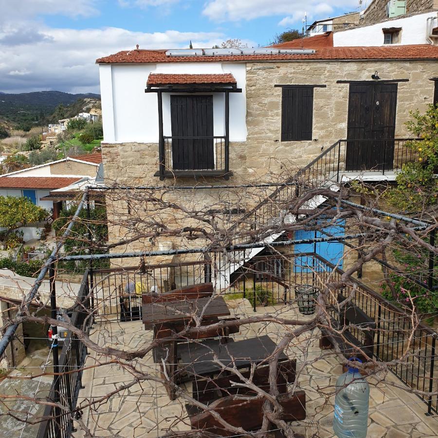 Vasilopoulos House Tochni Exterior photo