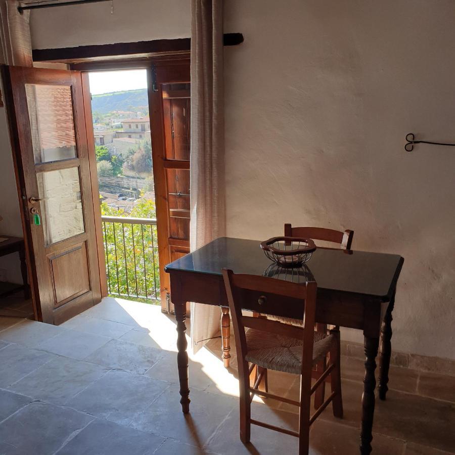 Vasilopoulos House Tochni Exterior photo