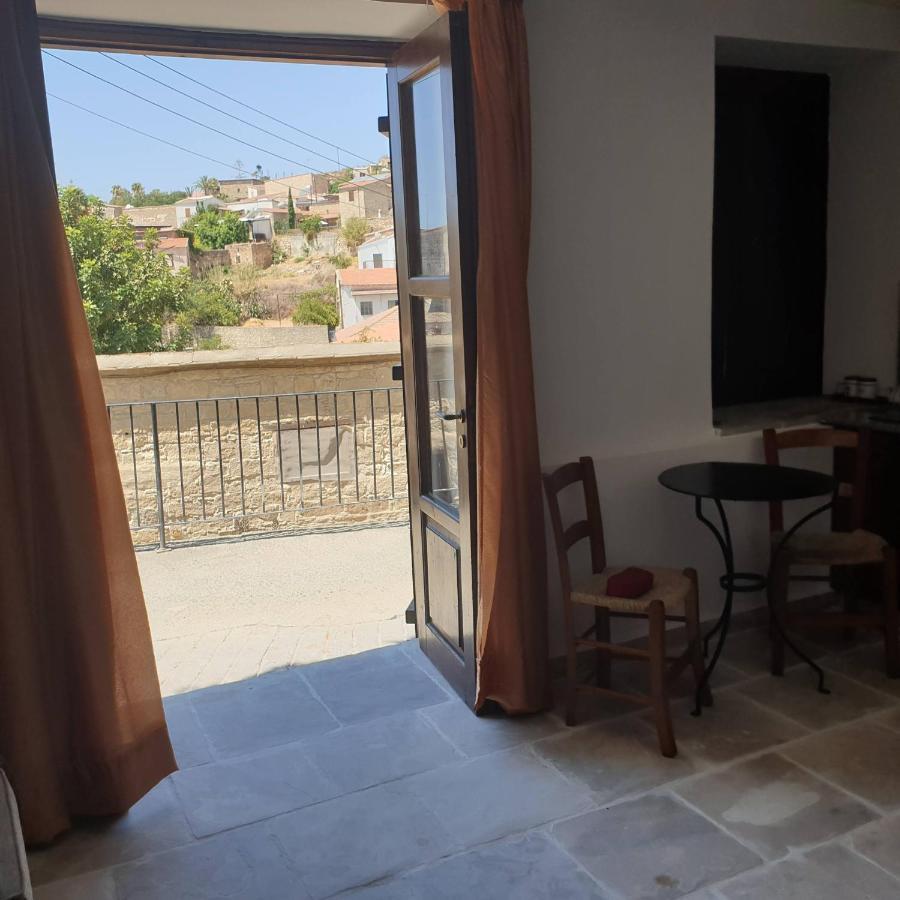 Vasilopoulos House Tochni Exterior photo