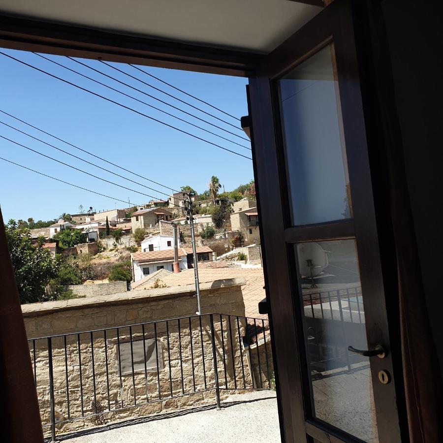 Vasilopoulos House Tochni Exterior photo
