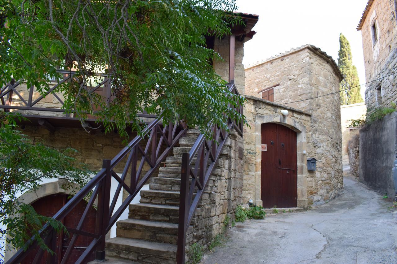 Vasilopoulos House Tochni Exterior photo