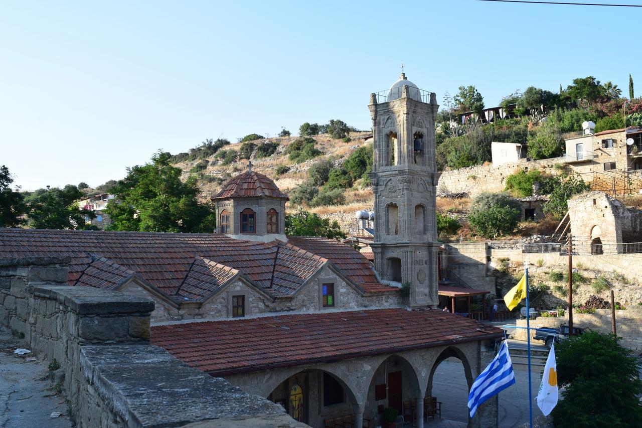 Vasilopoulos House Tochni Exterior photo